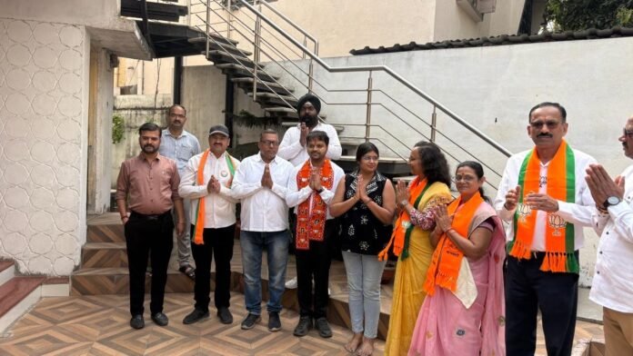 4EC210E6-32C6-4D70-9F2A-71DF318425E9