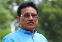 जळगावात सामाजिक कार्यकर्ते मुकुंद सपकाळे यांच्यावर जीवघेणा हल्ला, वाहनाची तोडफोड