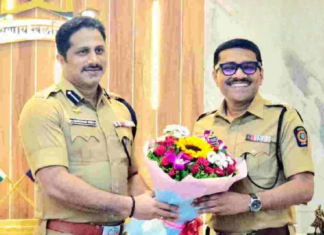 नवनियुक्त पोलीस अधीक्षक श्रीकांत ढीवरे यांनी जळगाव पोलीस अधीक्षकपदाचा पदभार स्वीकारला…