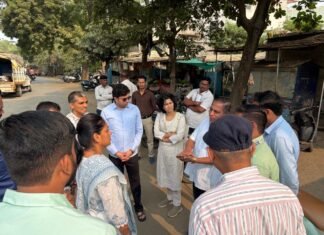 धुळखात पडलेली वाहने हटवा, गटारींची सफाई करा; महापौरांचे निर्देश